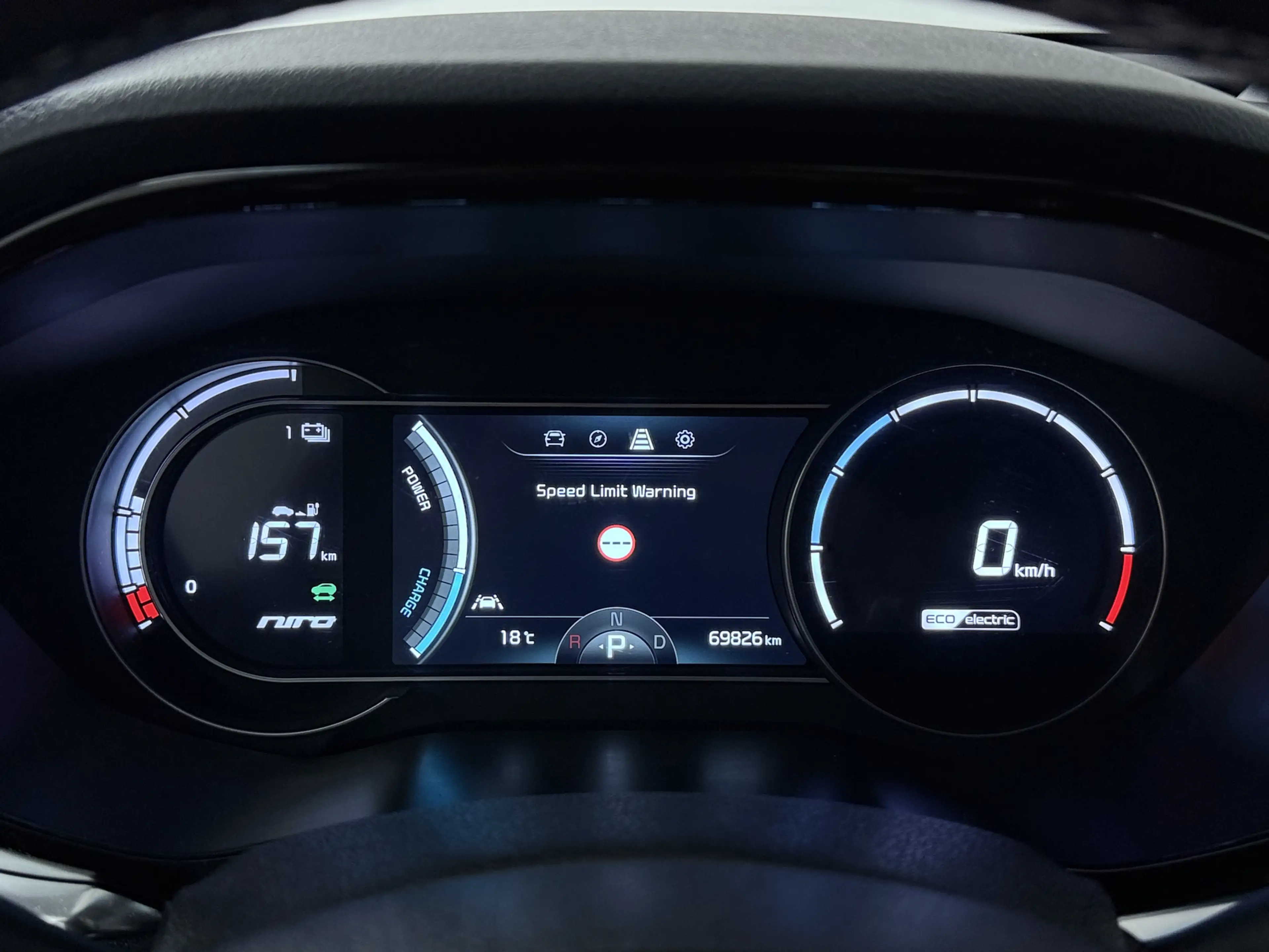 Kia e-Niro ExecutiveLine 64 kWh | Schuif/kanteldak | Lederen — photo 5