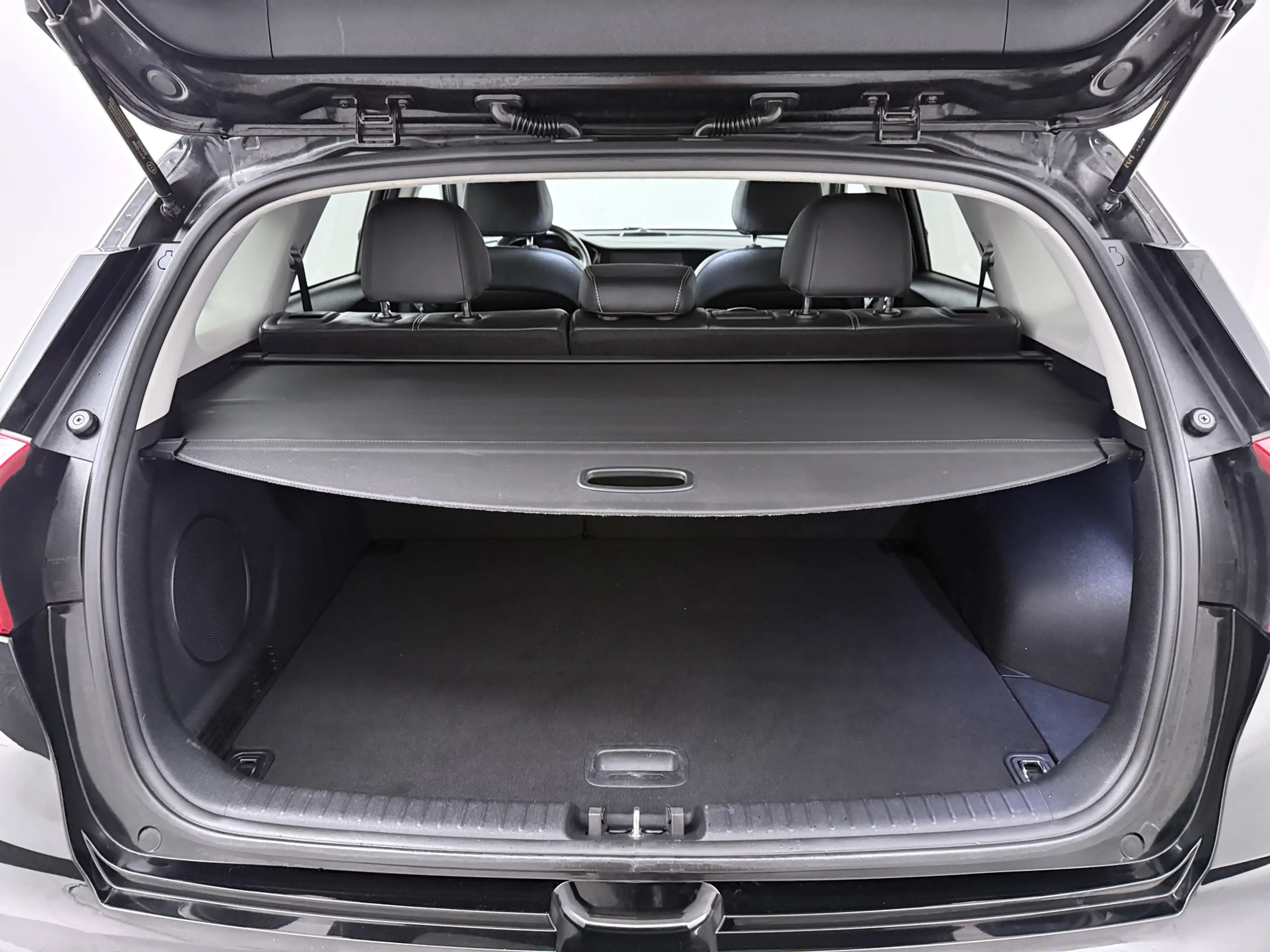 Kia e-Niro ExecutiveLine 64 kWh | Schuif/kanteldak | Lederen — photo 13