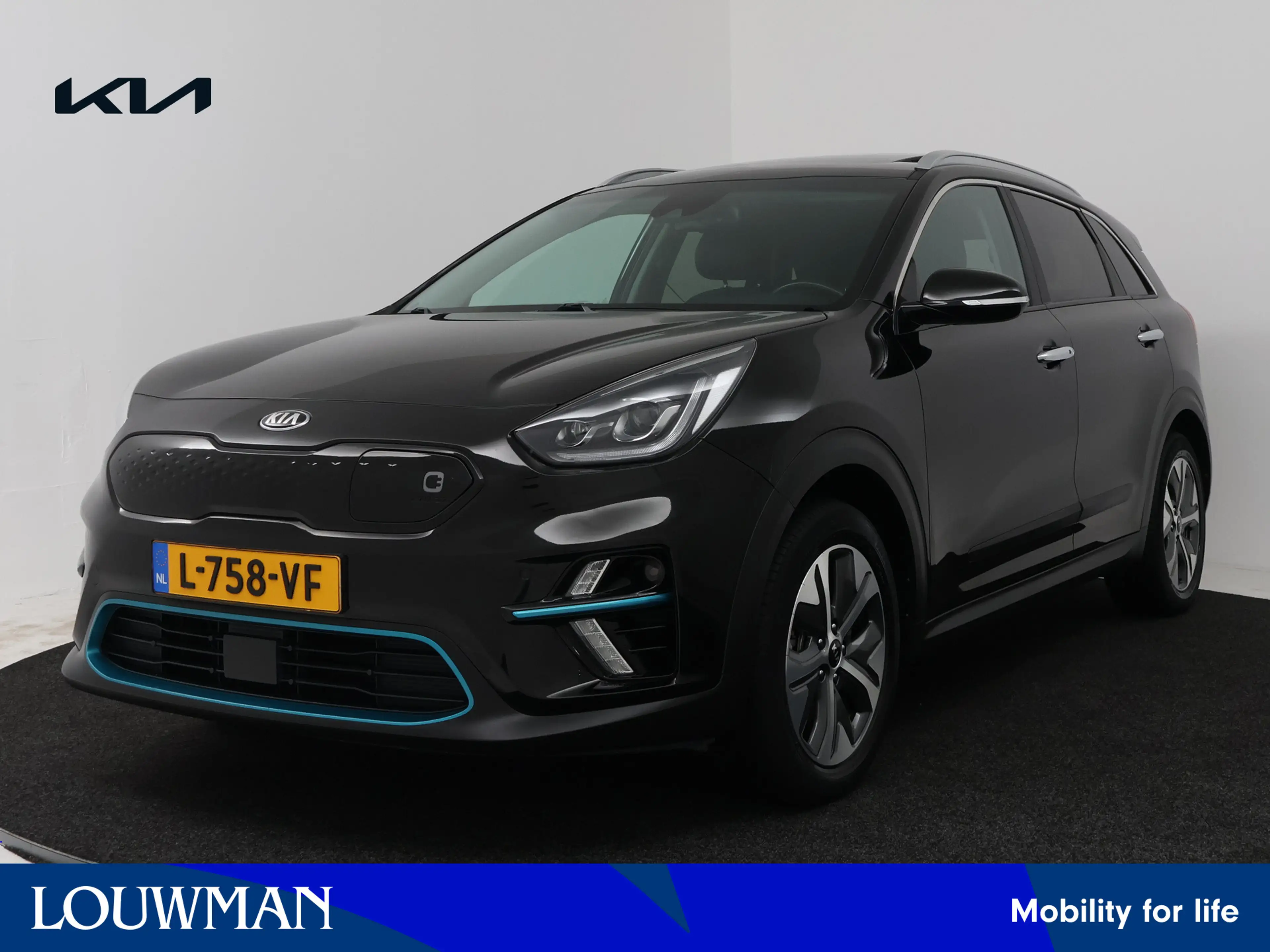 Kia e-Niro ExecutiveLine 64 kWh | Schuif/kanteldak | Lederen