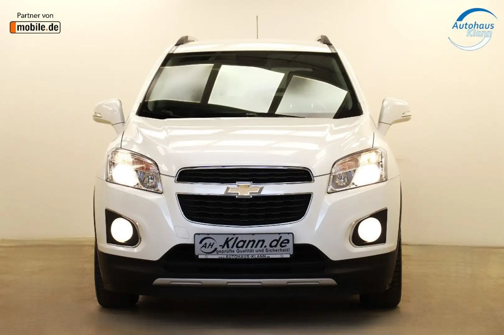 Chevrolet Trax 1.7D 131PS Automatik LT+ SHZ Klima 1.Hand Bílá - 2
