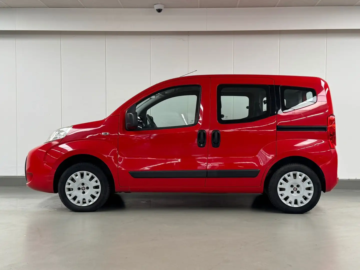 Fiat Qubo 1.4I 69CV CNG !! 1ere MAIN !! CLIM RADIO Rojo - 2