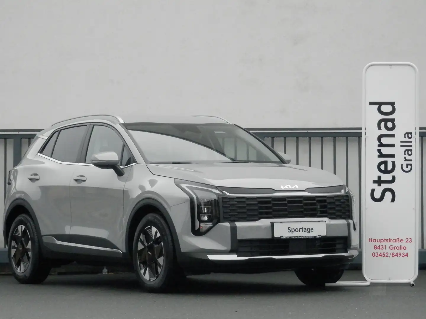 Kia Sportage 1,6 TGDI Silber Grau - 1