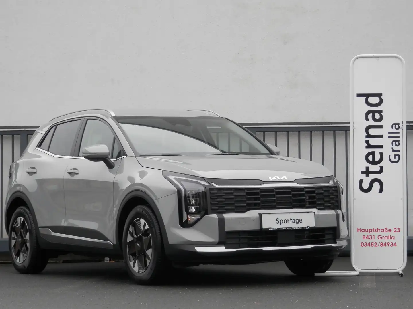 Kia Sportage 1,6 TGDI Silber Grau - 2