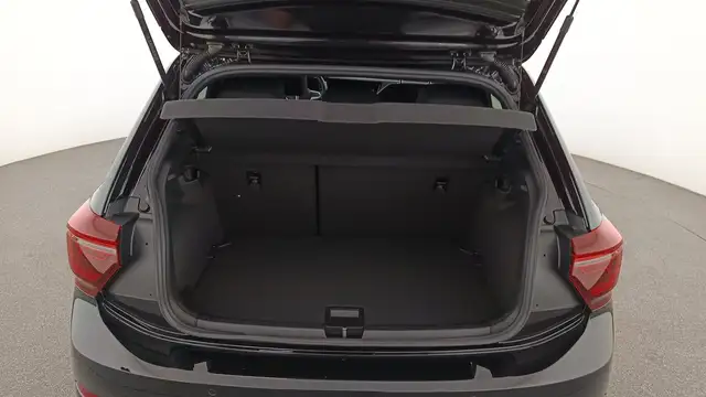 Volkswagen Polo view 7