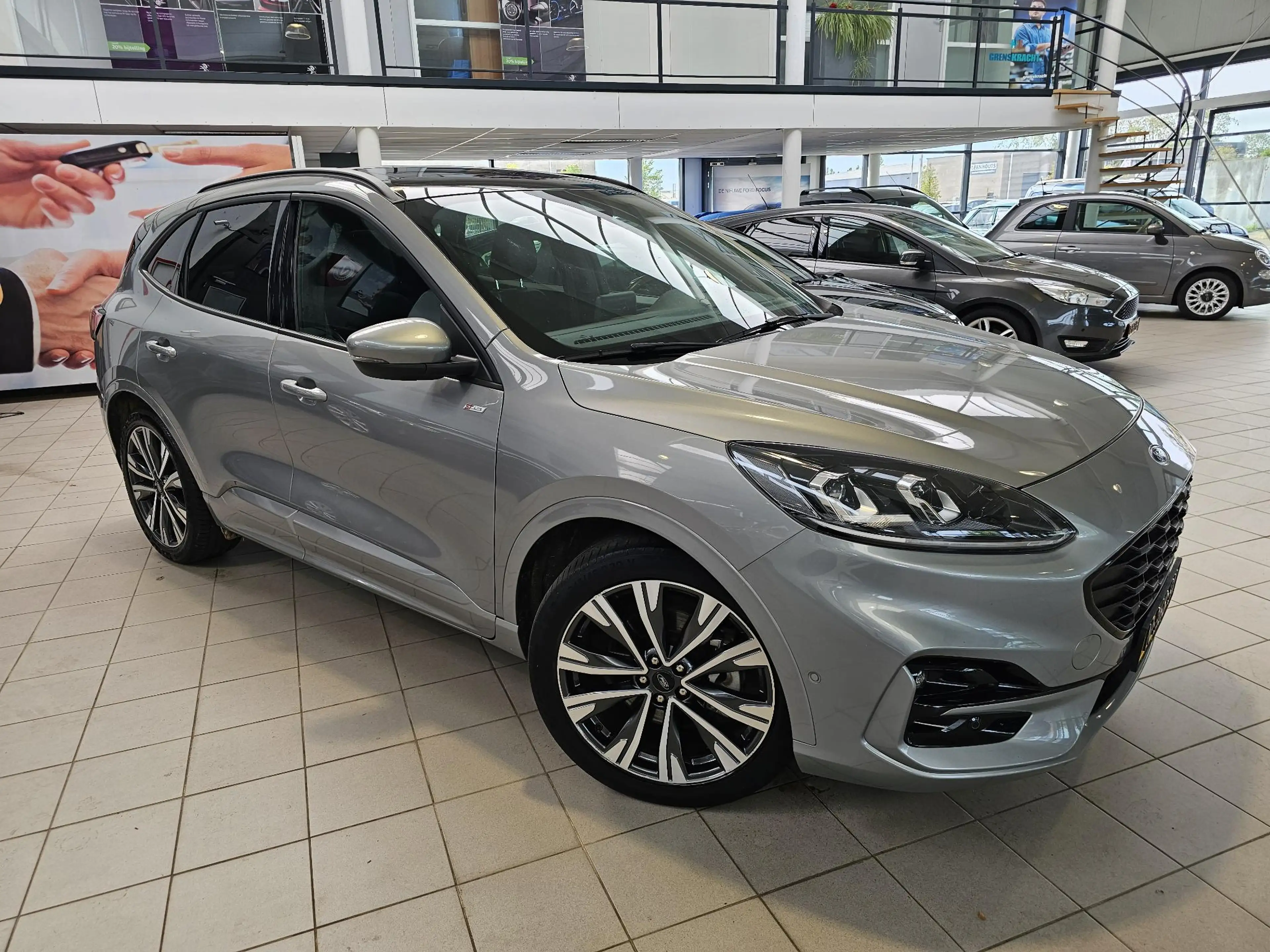 Ford Kuga 2.5 PHEV ST-Line X