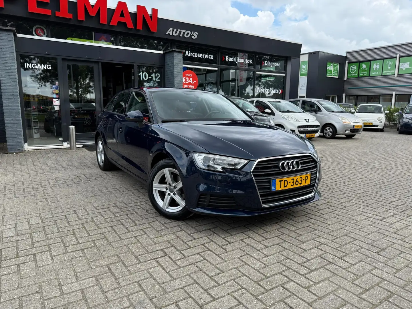 Audi A3 Sportback 1.5 TFSI CoD Pro Line Bleu - 2