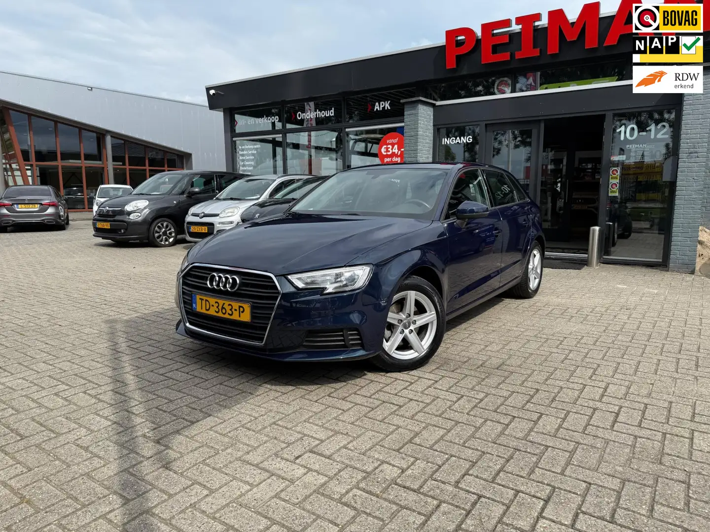 Audi A3 Sportback 1.5 TFSI CoD Pro Line Bleu - 1