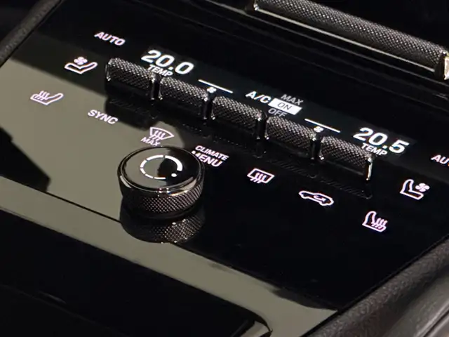 Porsche Cayenne view 11