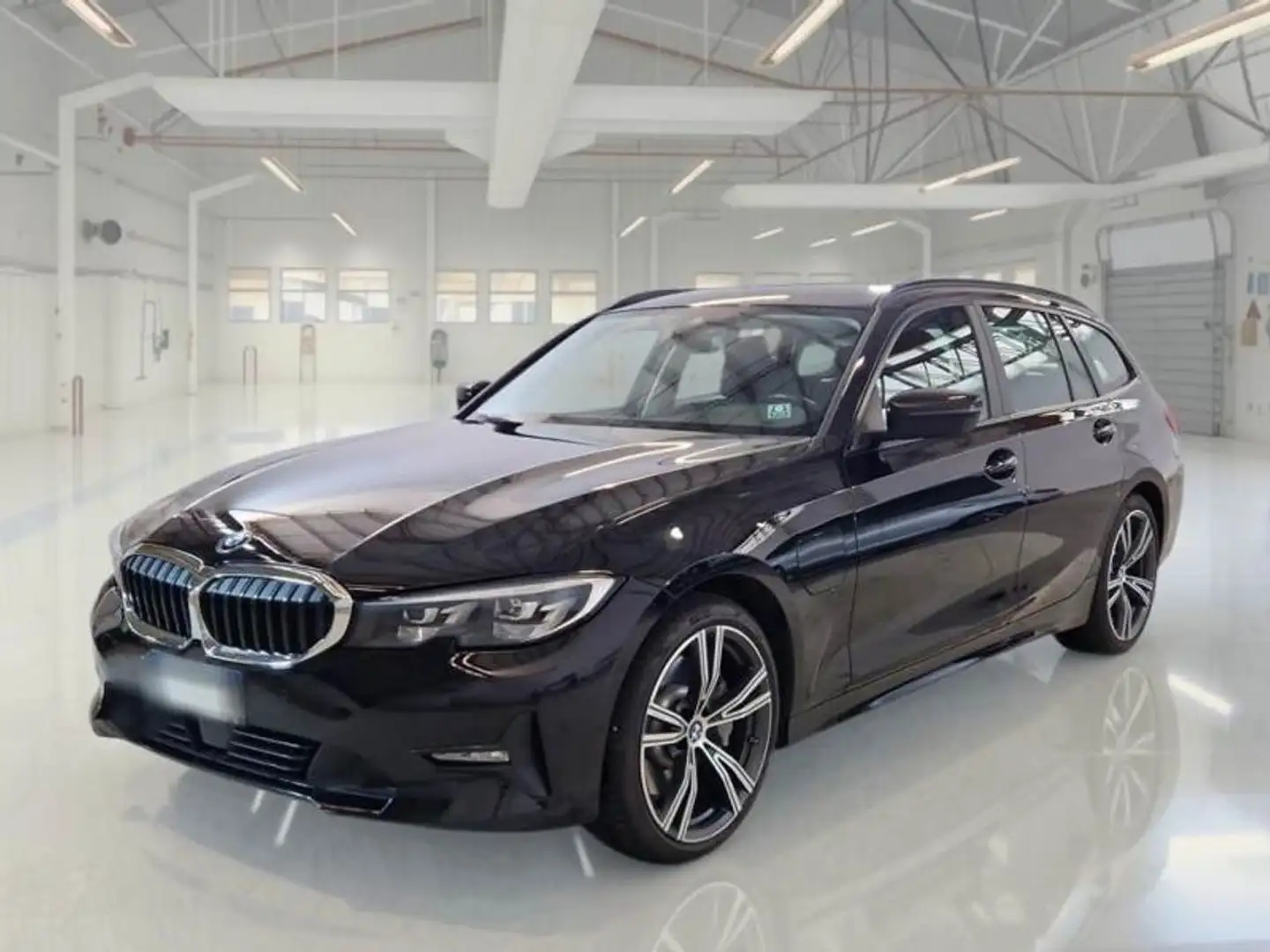 BMW 330 330e xDrive Touring Negro - 2