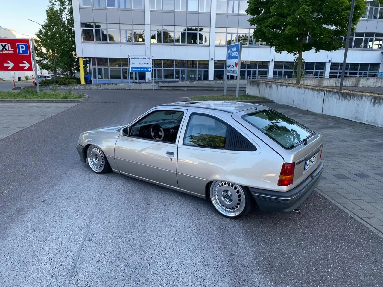 Opel Kadett e LS, foto 2