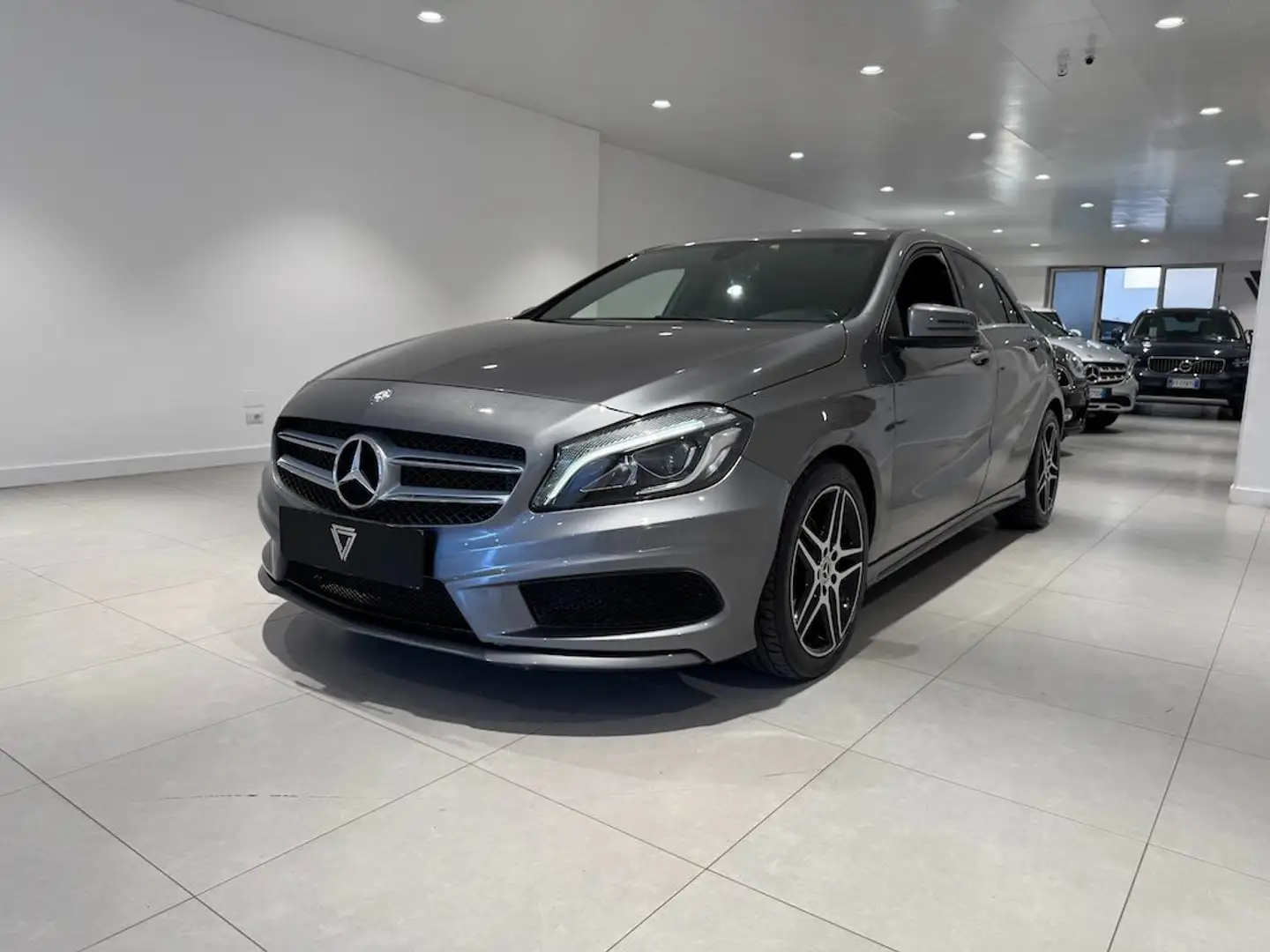 Mercedes-Benz A 200 Classe A - W176 d Premium 4matic auto my16 Grigio - 1