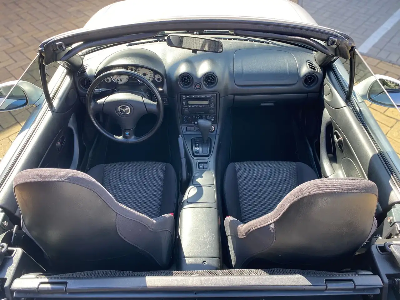 Mazda MX-5 1.9 16V Automatik Hardtop 1.HAND, foto 10