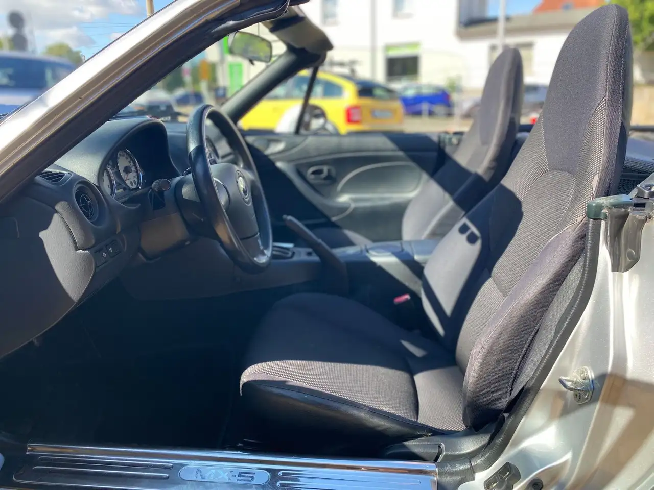 Mazda MX-5 1.9 16V Automatik Hardtop 1.HAND, foto 12