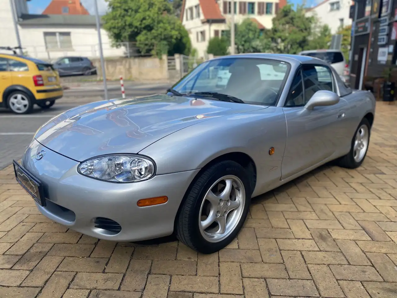 Mazda MX-5 1.9 16V Automatik Hardtop 1.HAND, foto 3
