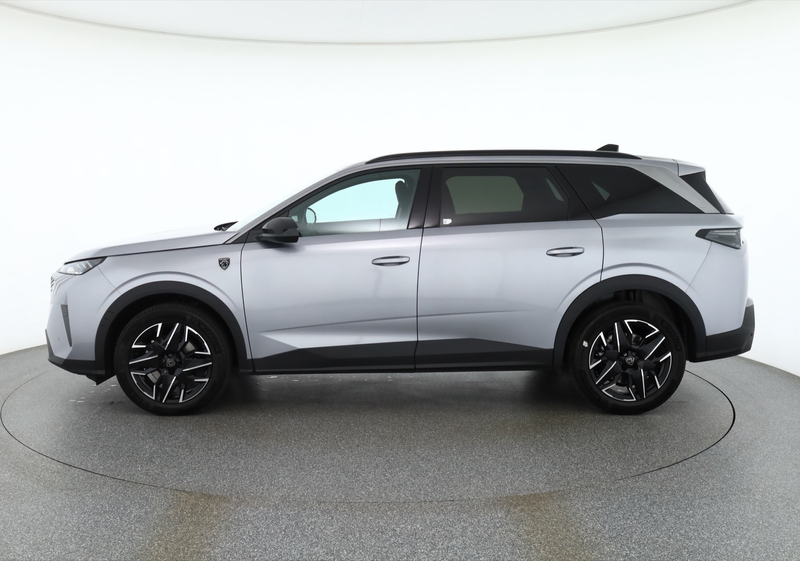 Peugeot 5008 GT 1.2 Hybrid Aut. Matrix ACC 7-Sitzer — photo 2