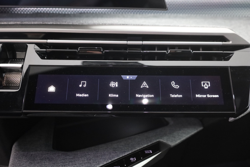 Peugeot 5008 GT 1.2 Hybrid Aut. Matrix ACC 7-Sitzer — photo 12