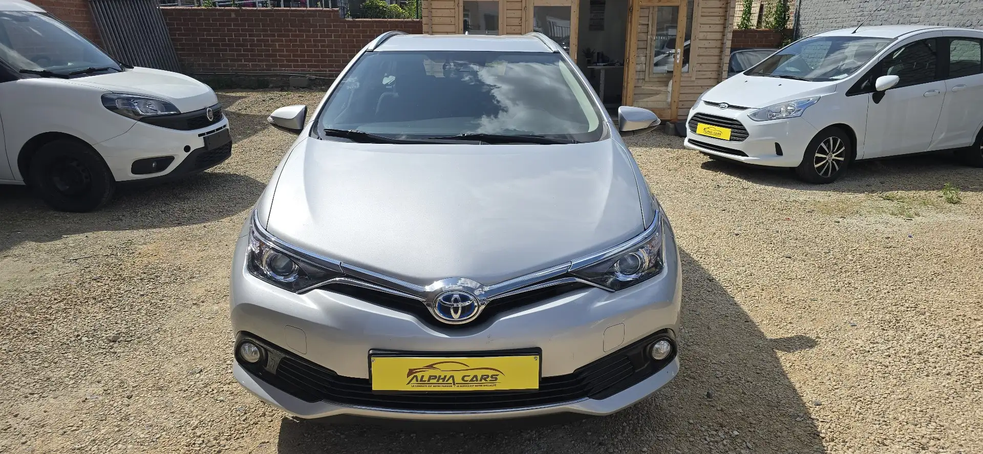 Toyota Auris SW HEV 1.8i *HYBRIDE*78100KM**GPS*12 MOIS GARANTIE Szary - 2