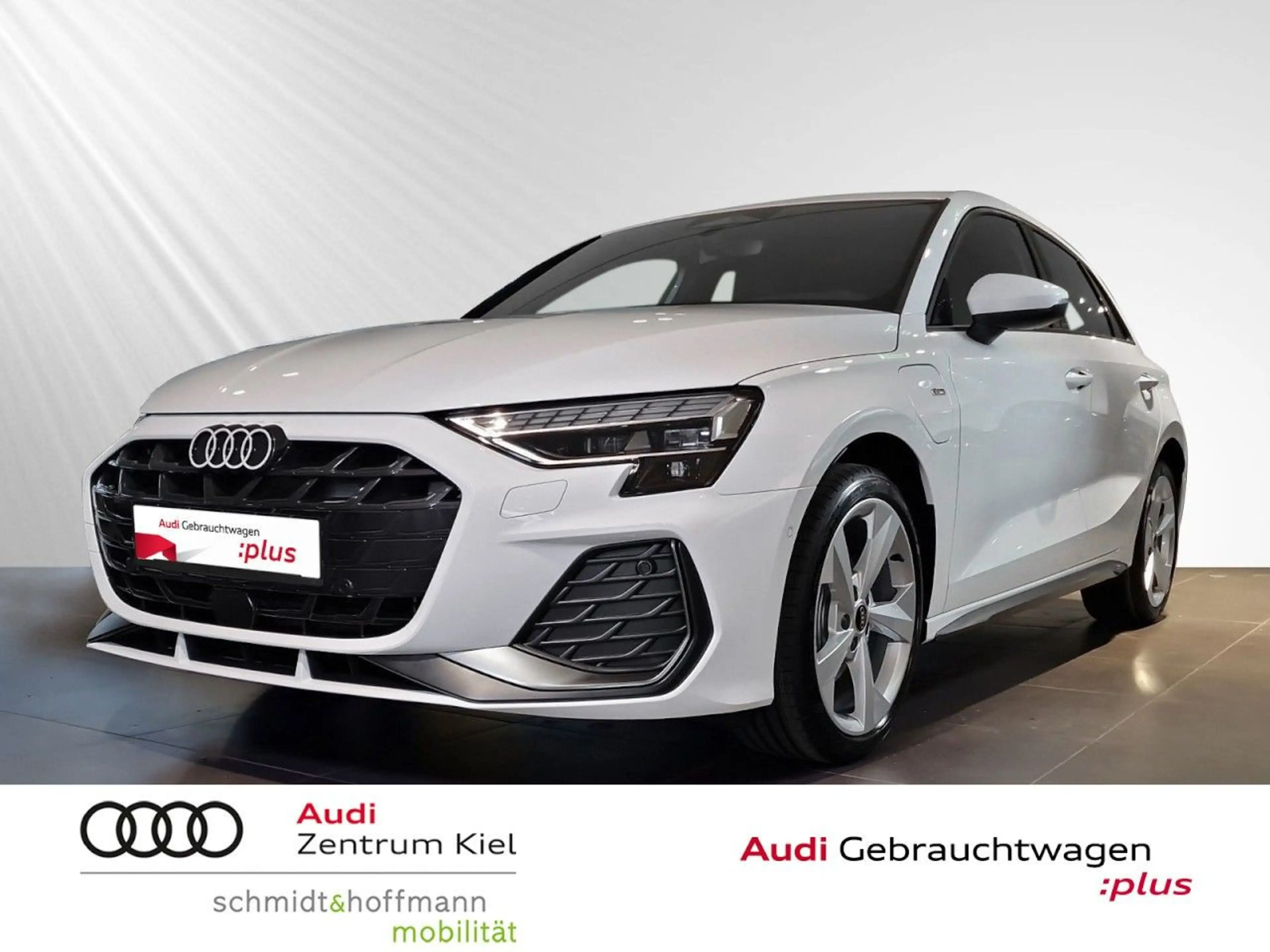 Audi A3 TFSI e S-line S-tronic Navi+ LED — photo 2