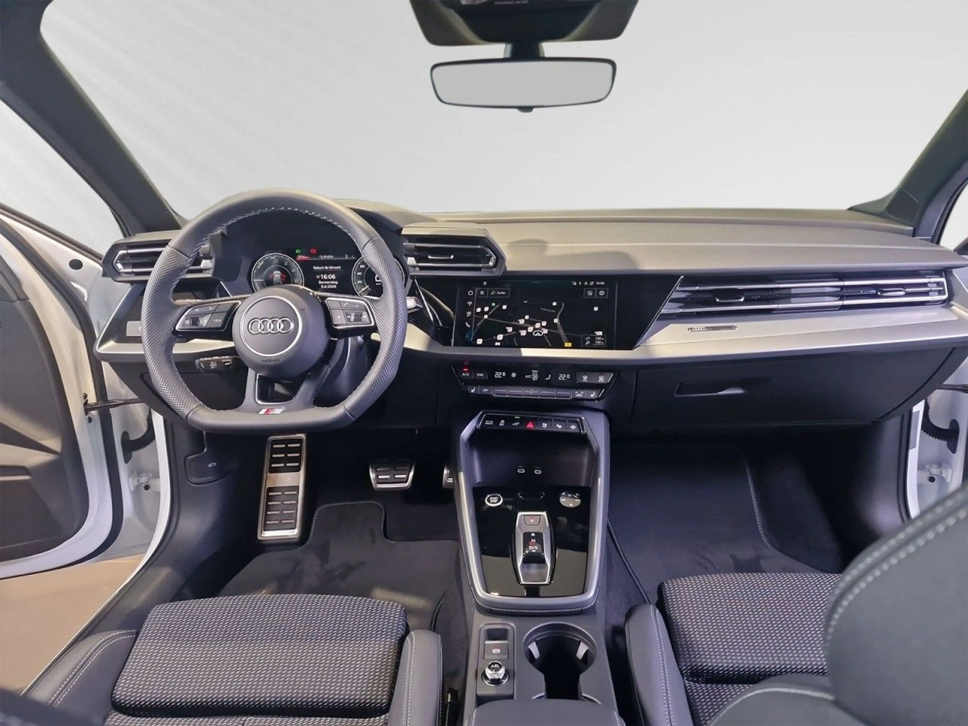 Audi A3 TFSI e S-line S-tronic Navi+ LED — photo 8