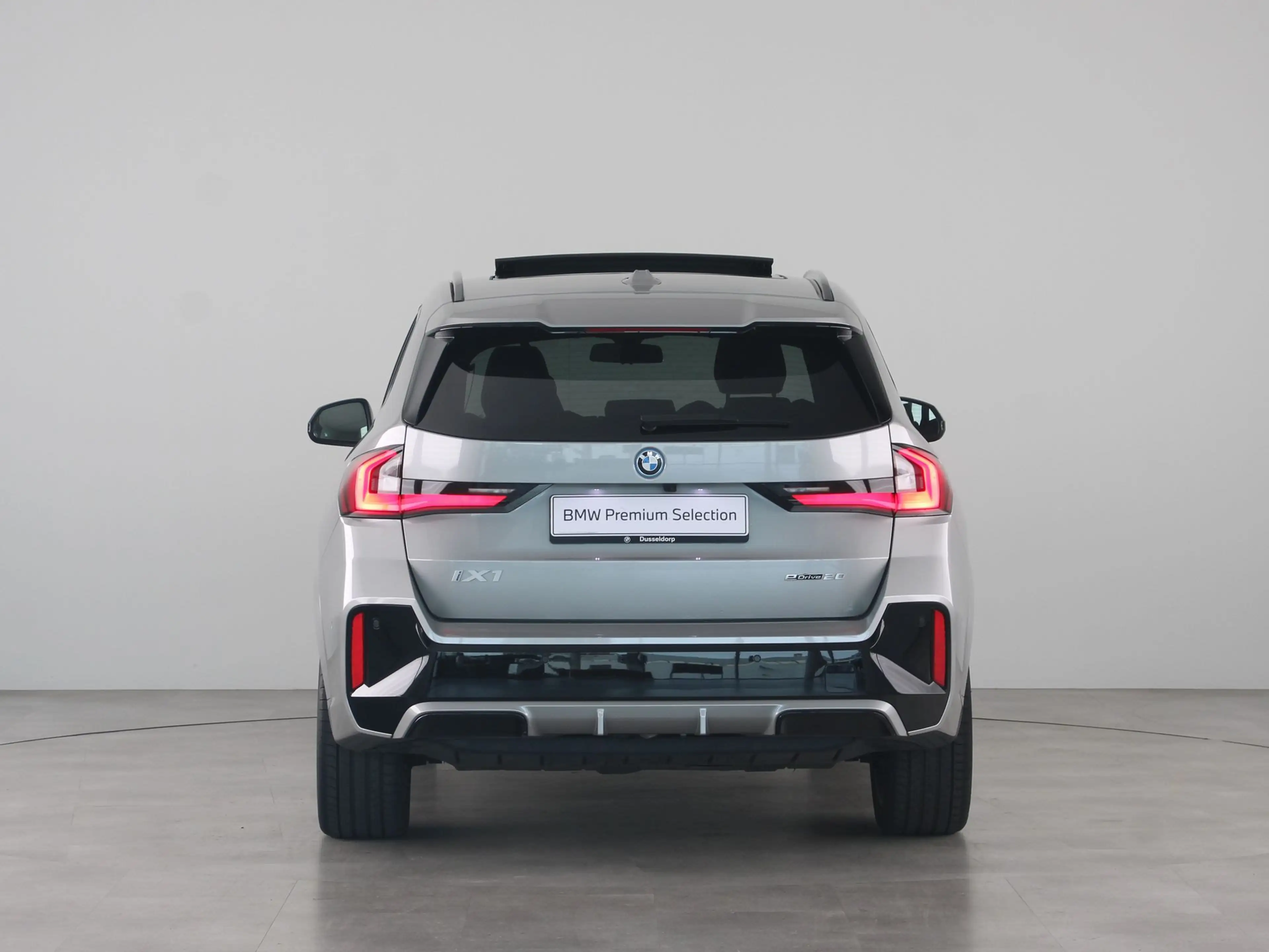 BMW iX1 eDrive20 67 kWh M Sport Edition Trekhaak — photo 6