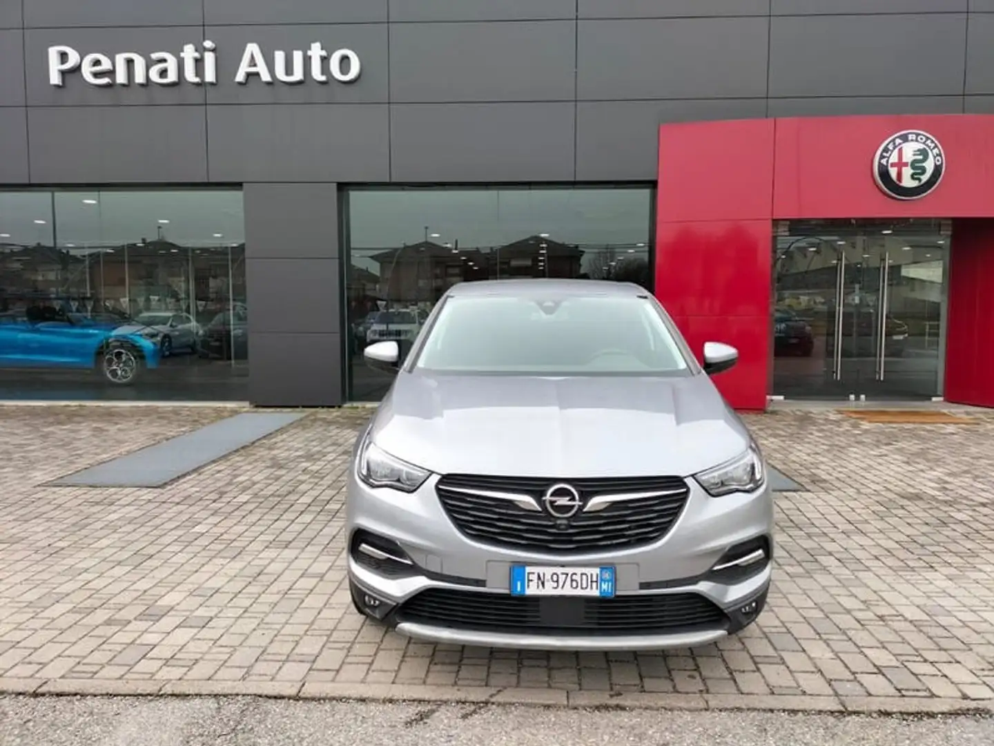 Opel Grandland X 1.6 diesel Ecotec Start&Stop aut. Ultimate Grey - 2