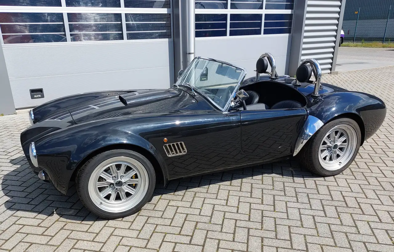 AC Cobra 2025