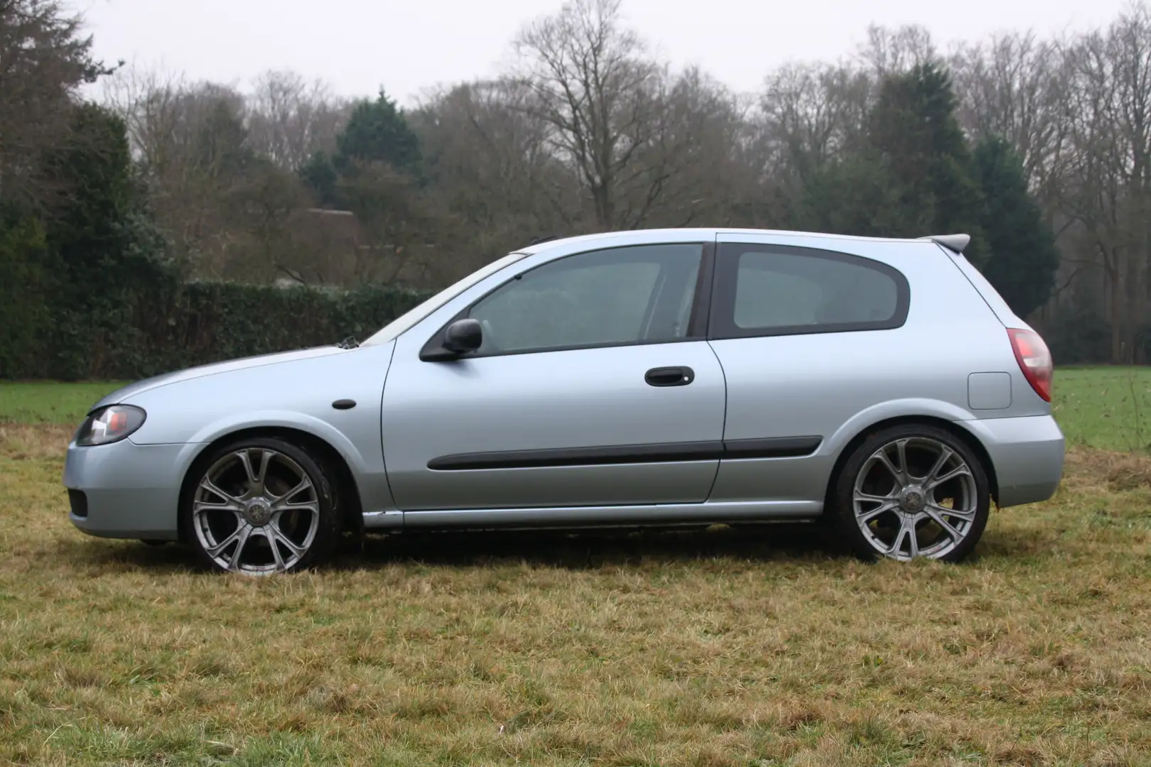 Nissan Almera Almera 1.5 Acenta Blau - 2