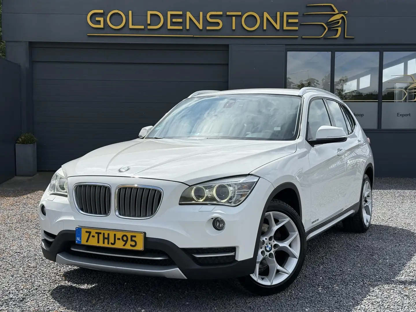 BMW X1 sDrive20i Business Navi,Trekhaak,184pk,Halfleder,A Alb - 1