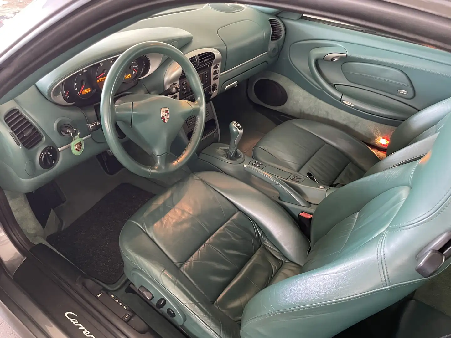 Porsche 996 911 Carrera 4S - 2
