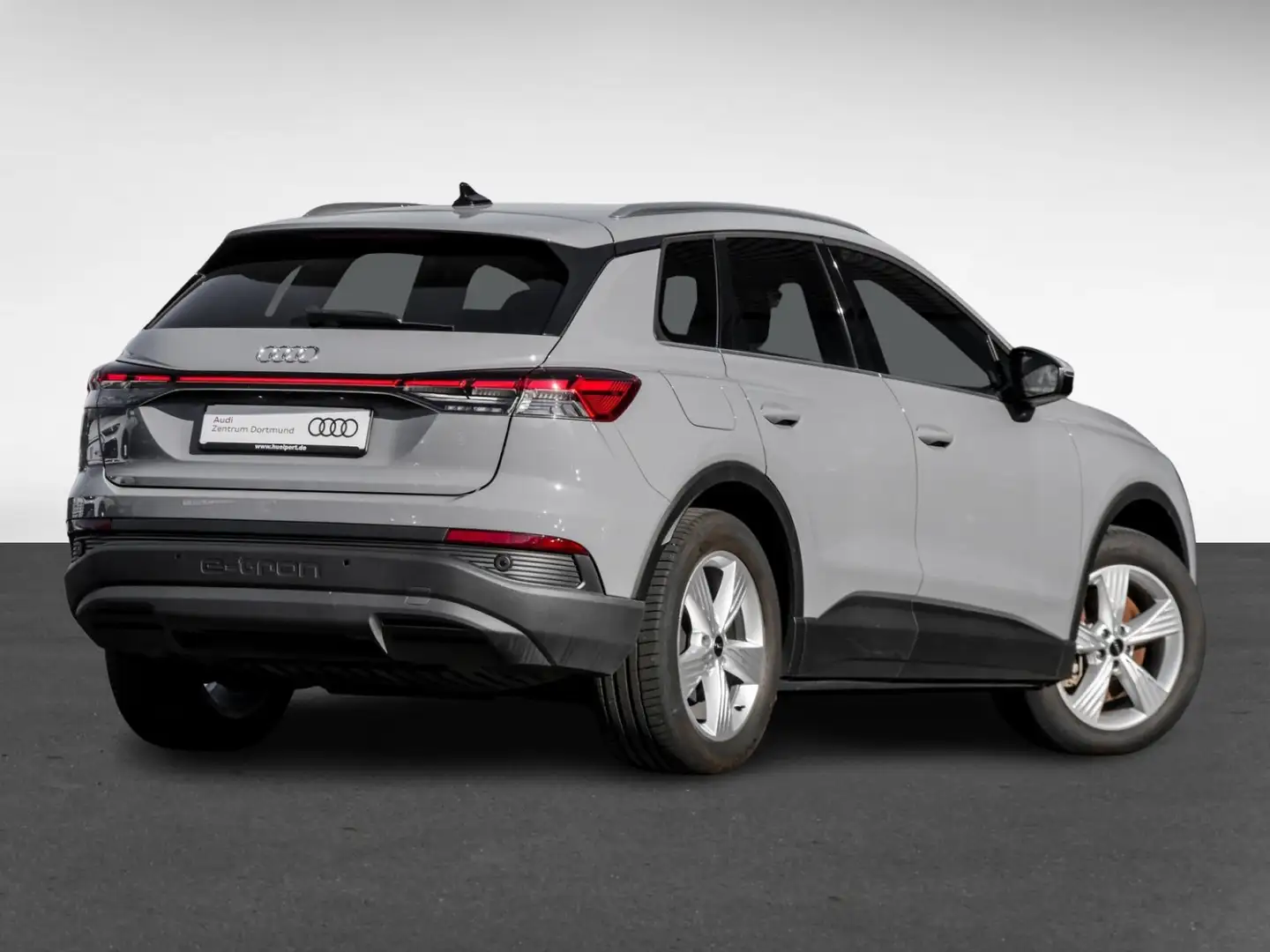 Audi Q4 e-tron 40 CAM ACC LM19 MATRIXLED EKLAPPE NAVI Gri - 2