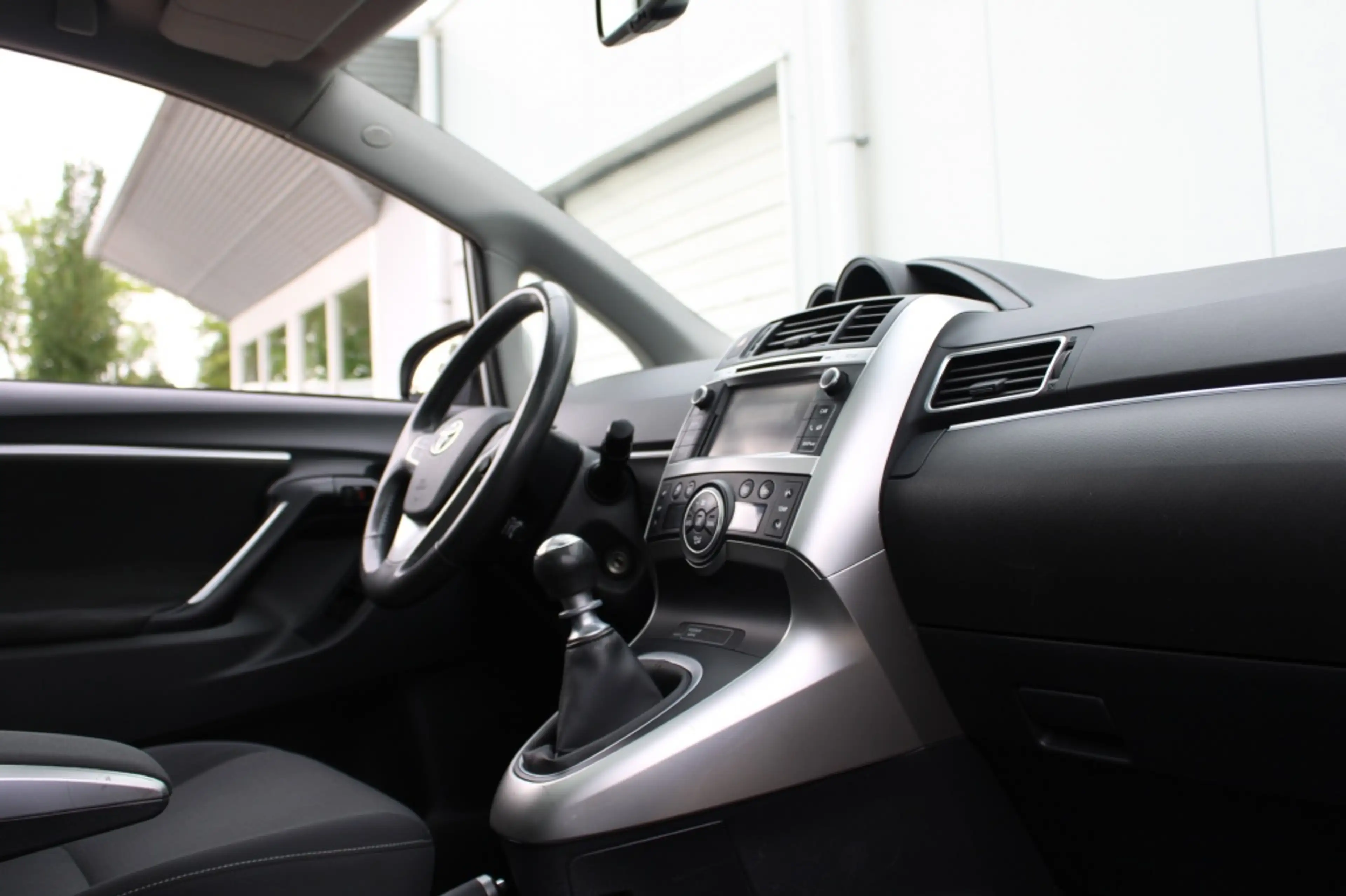 Toyota Verso 1.8 VVT-i Business/Panorama dak — photo 25