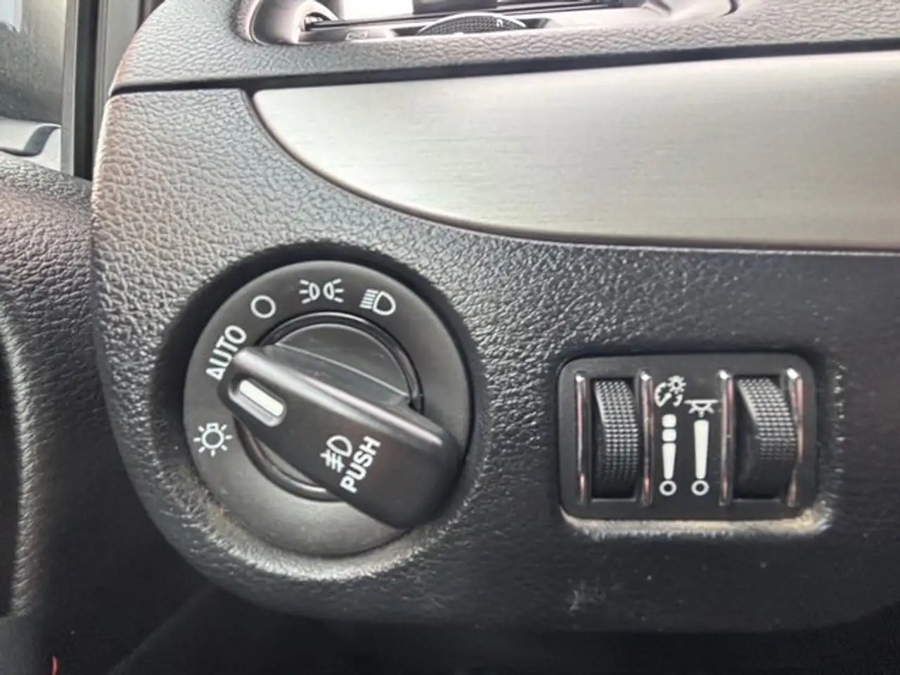 Dodge Grand Caravan снимка Dodge Grand Caravan