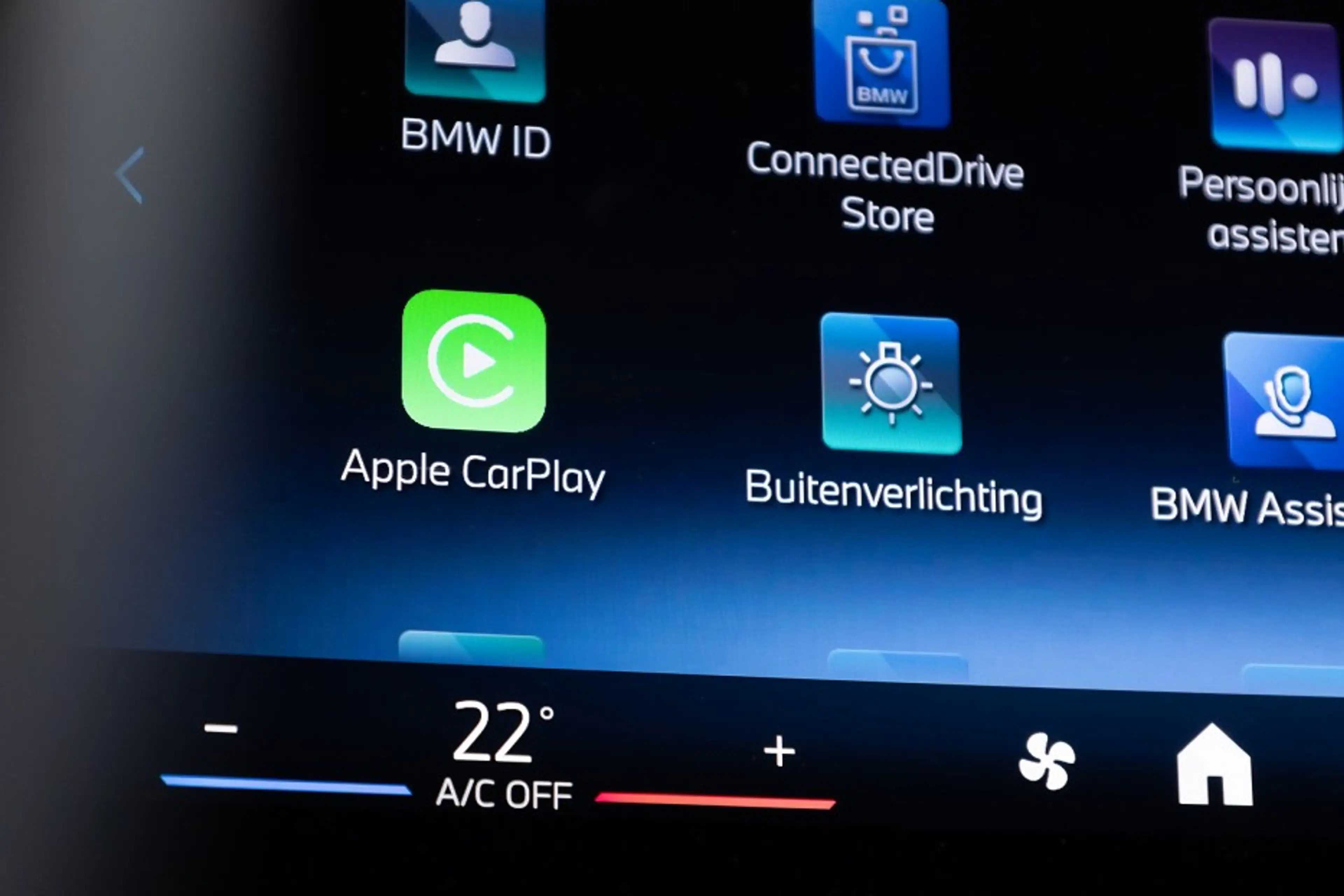 BMW iX2 eDrive20 67 kWh | Full LED | NAVI | PDC | ECC . — photo 17