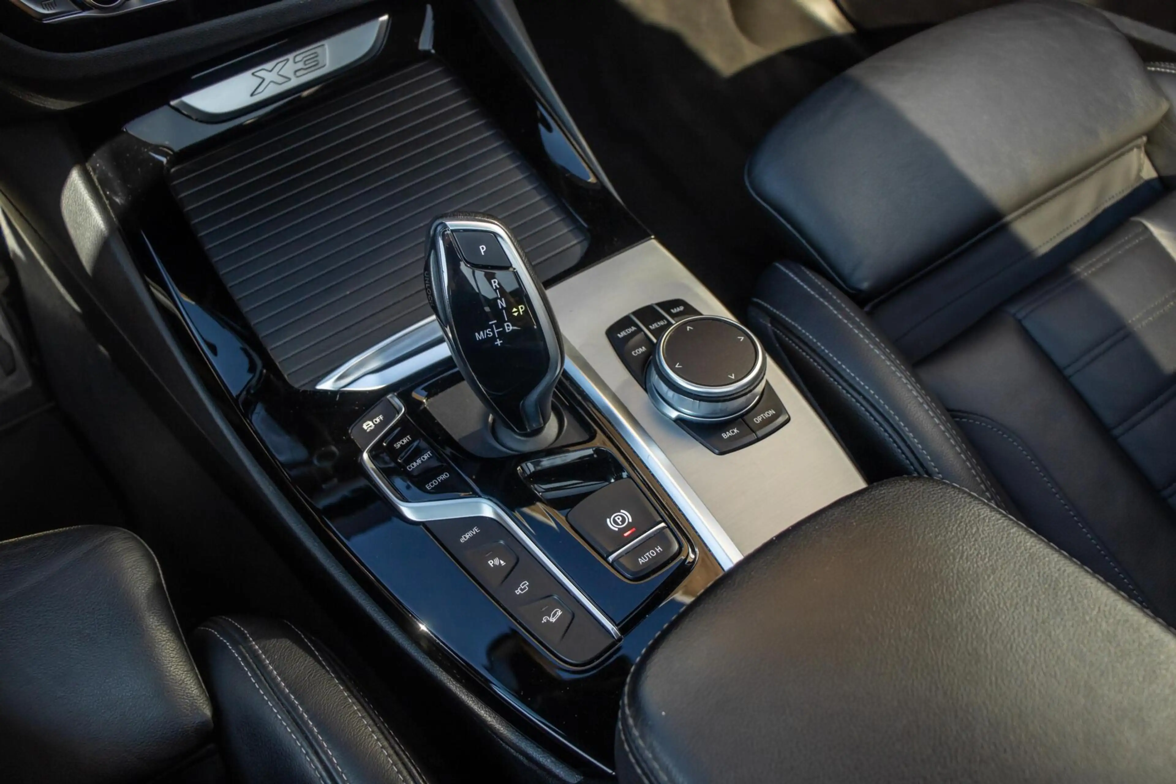BMW X3 xDrive30e M-Sport, BTW, ACC, Leder, Pano,H&K — photo 24
