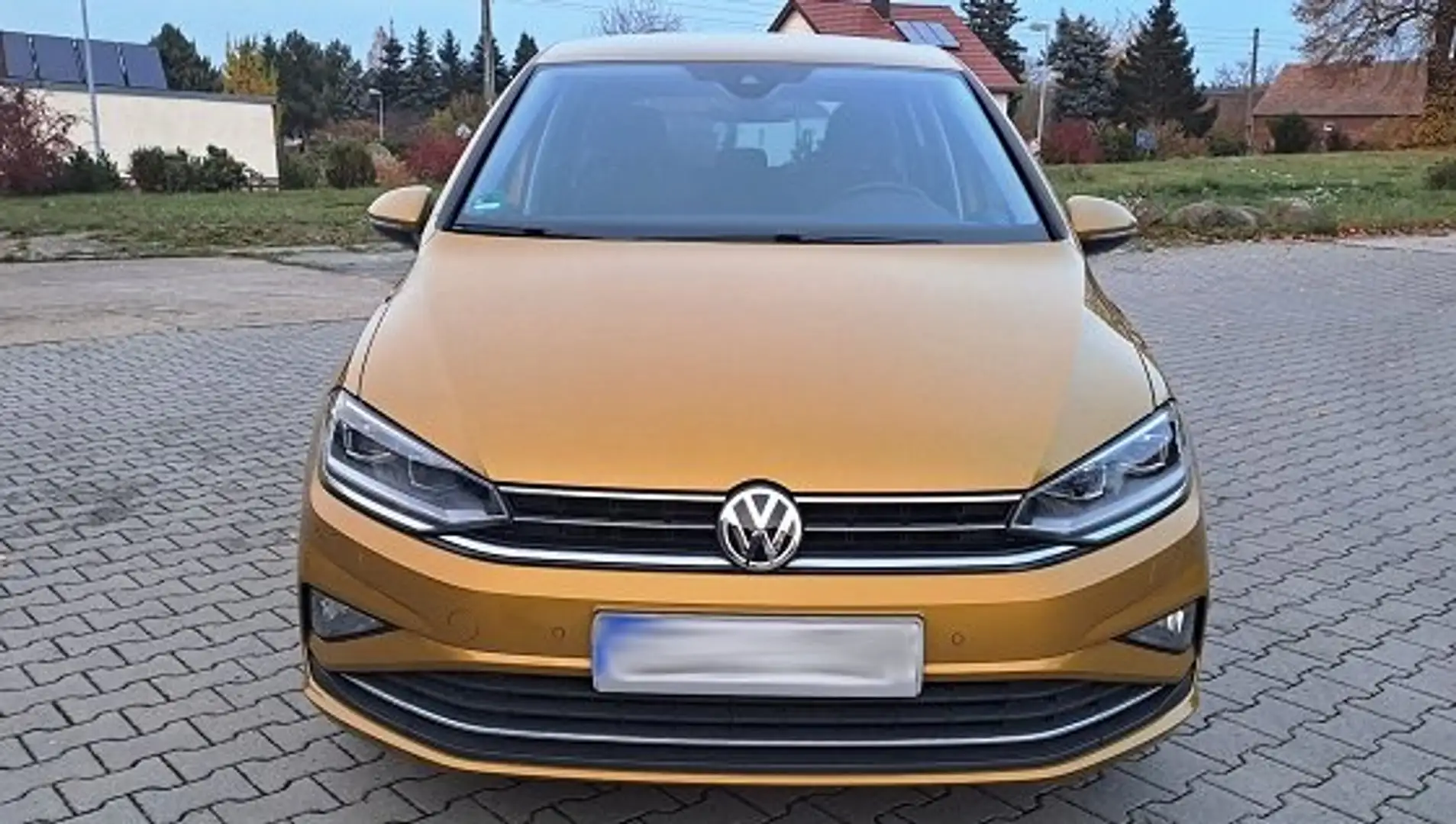 Volkswagen Golf Sportsvan 1.5 TSI ACT DSG Join Żółty - 2