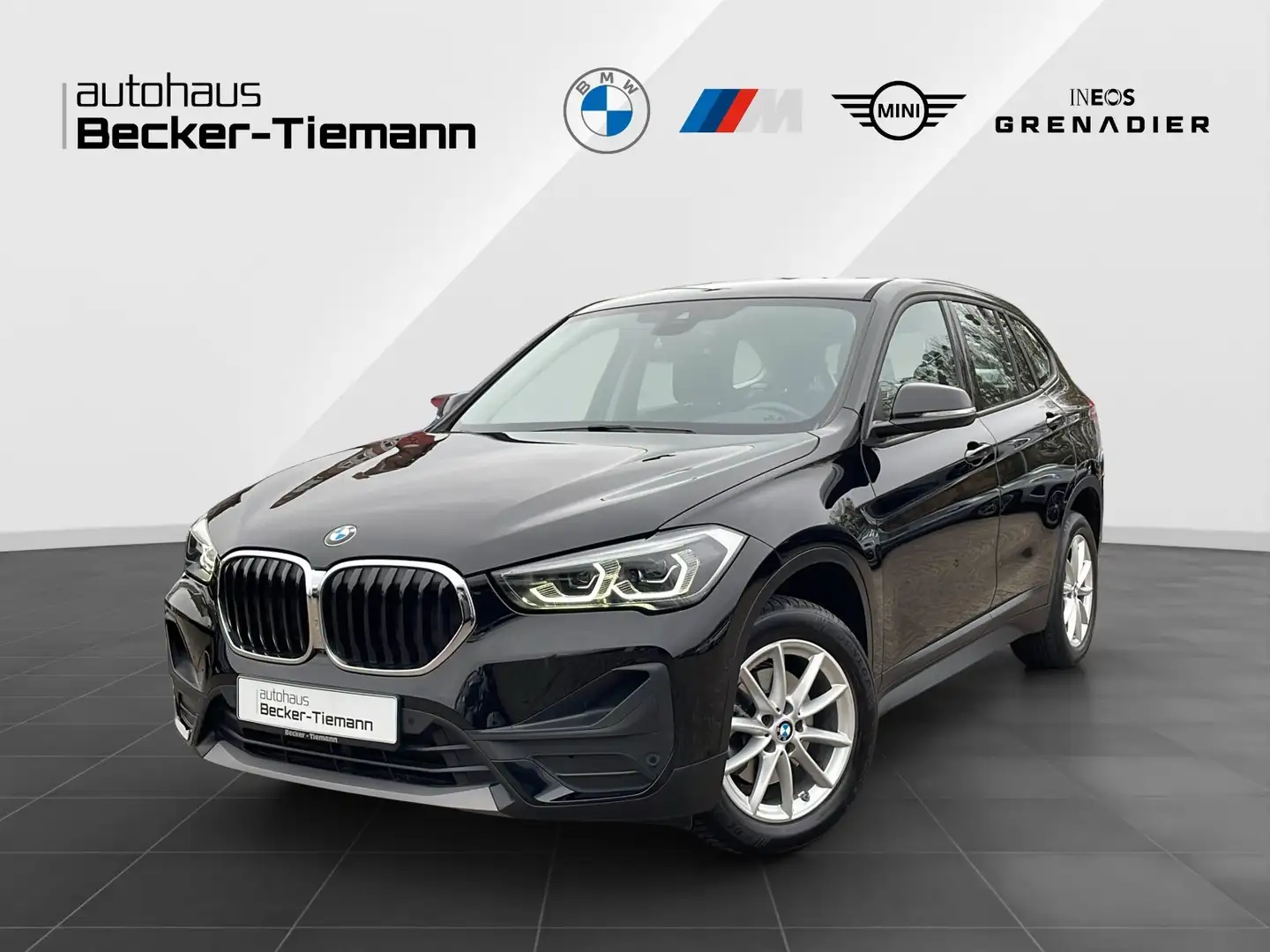 BMW X1 sDrive18i Advantage/ AHK/ LED/ Navi/ DAB Schwarz - 1