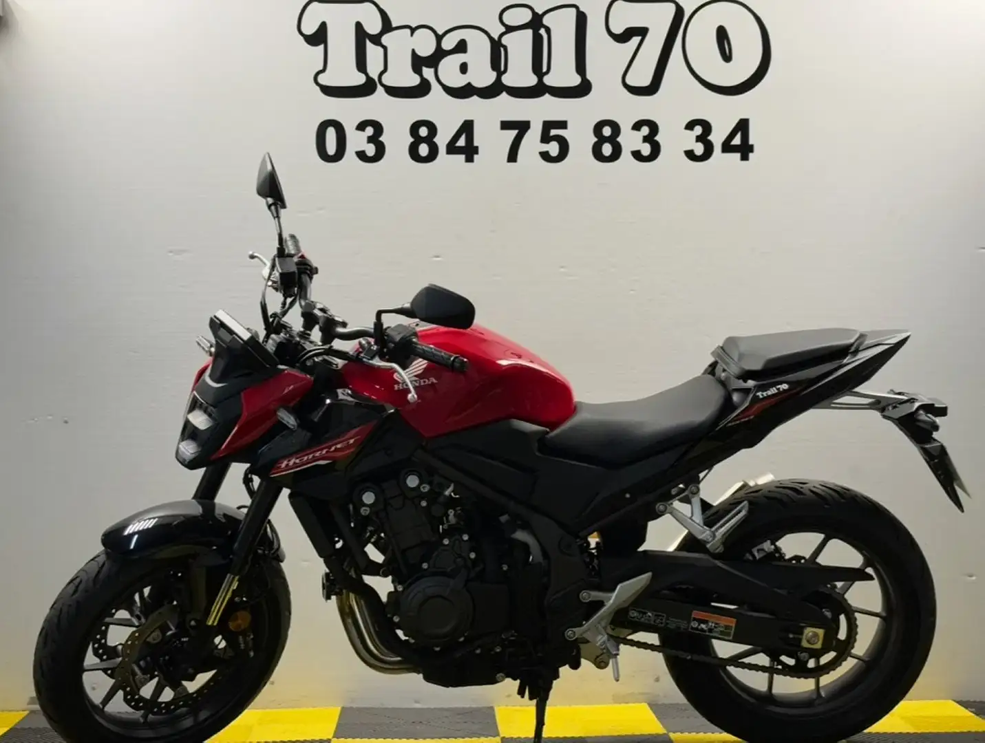Honda Hornet Rosso - 2