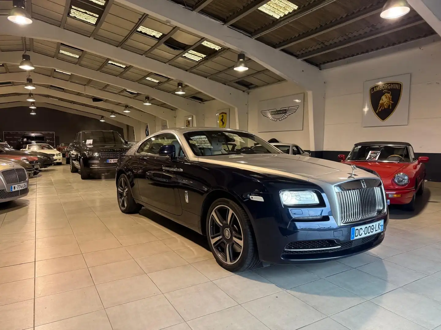 Rolls-Royce Wraith 6.6i V12 Bi-Turbo Blau - 2