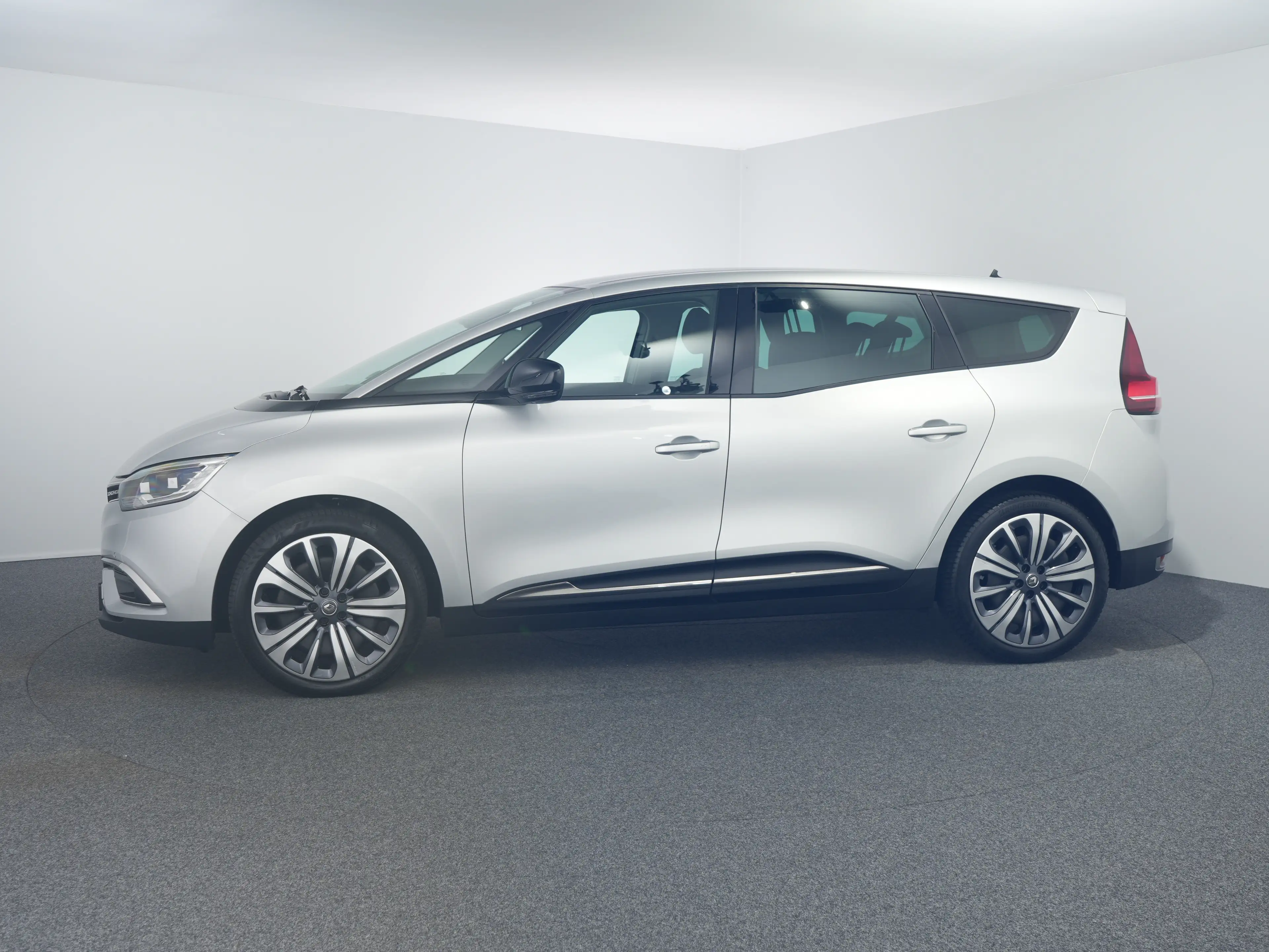 Renault Grand Scenic 1.3 TCe Equilibre 7p. Automaat | Achteruitrijcamer — photo 13