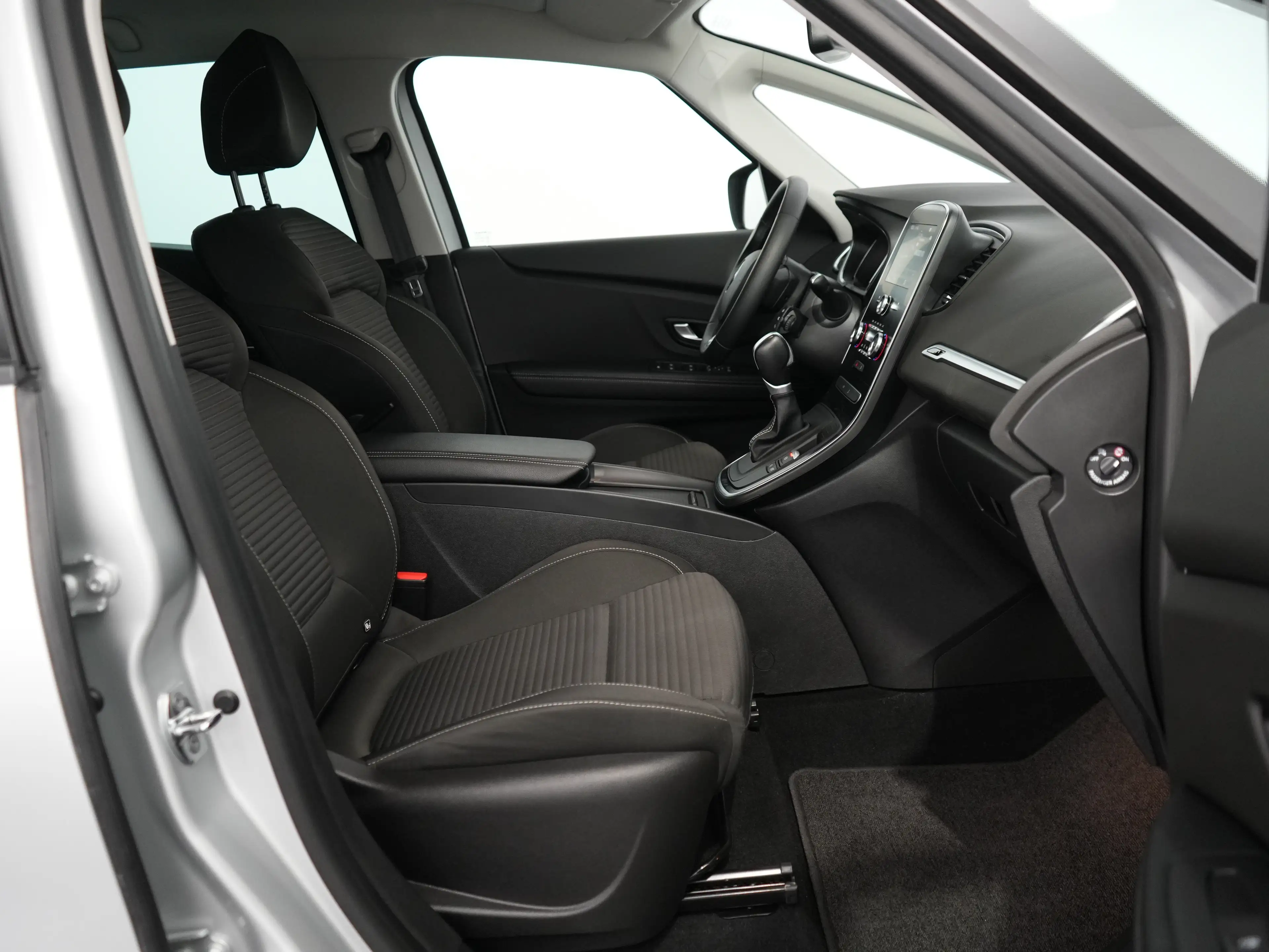 Renault Grand Scenic 1.3 TCe Equilibre 7p. Automaat | Achteruitrijcamer — photo 4