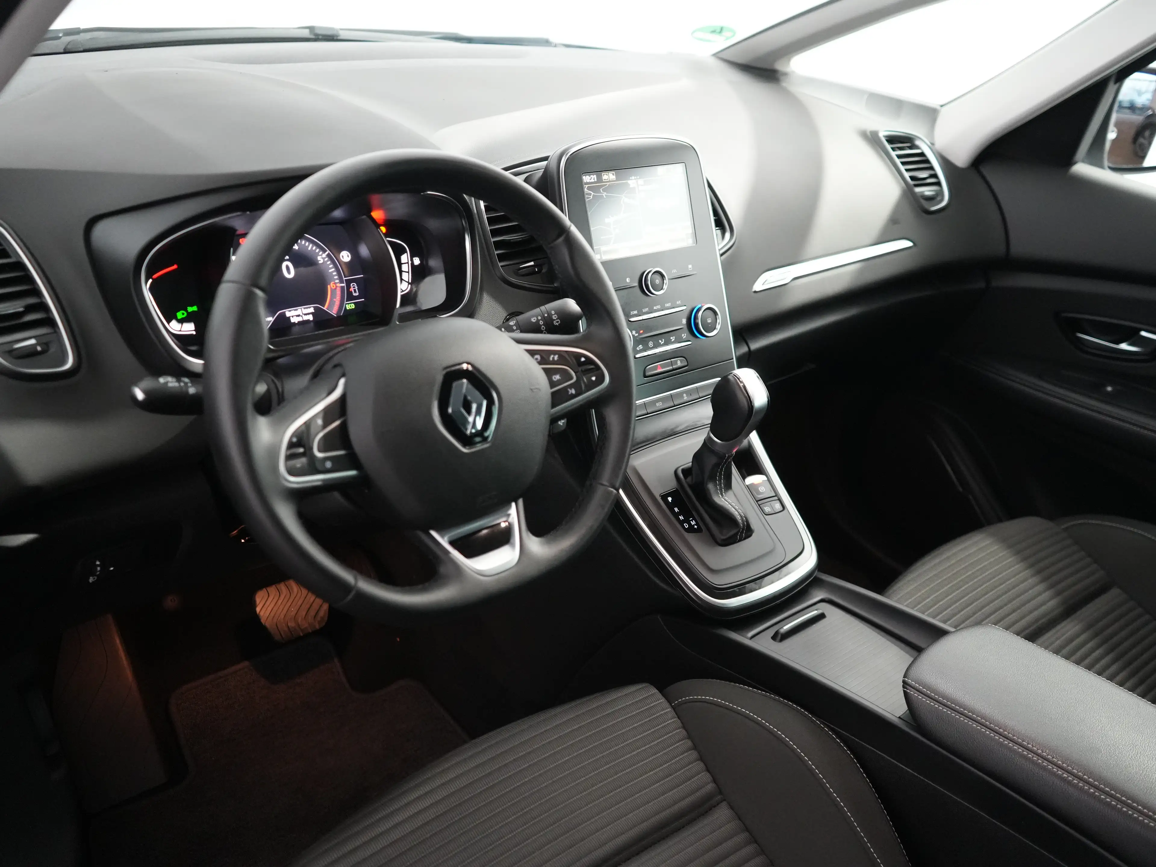 Renault Grand Scenic 1.3 TCe Equilibre 7p. Automaat | Achteruitrijcamer — photo 7