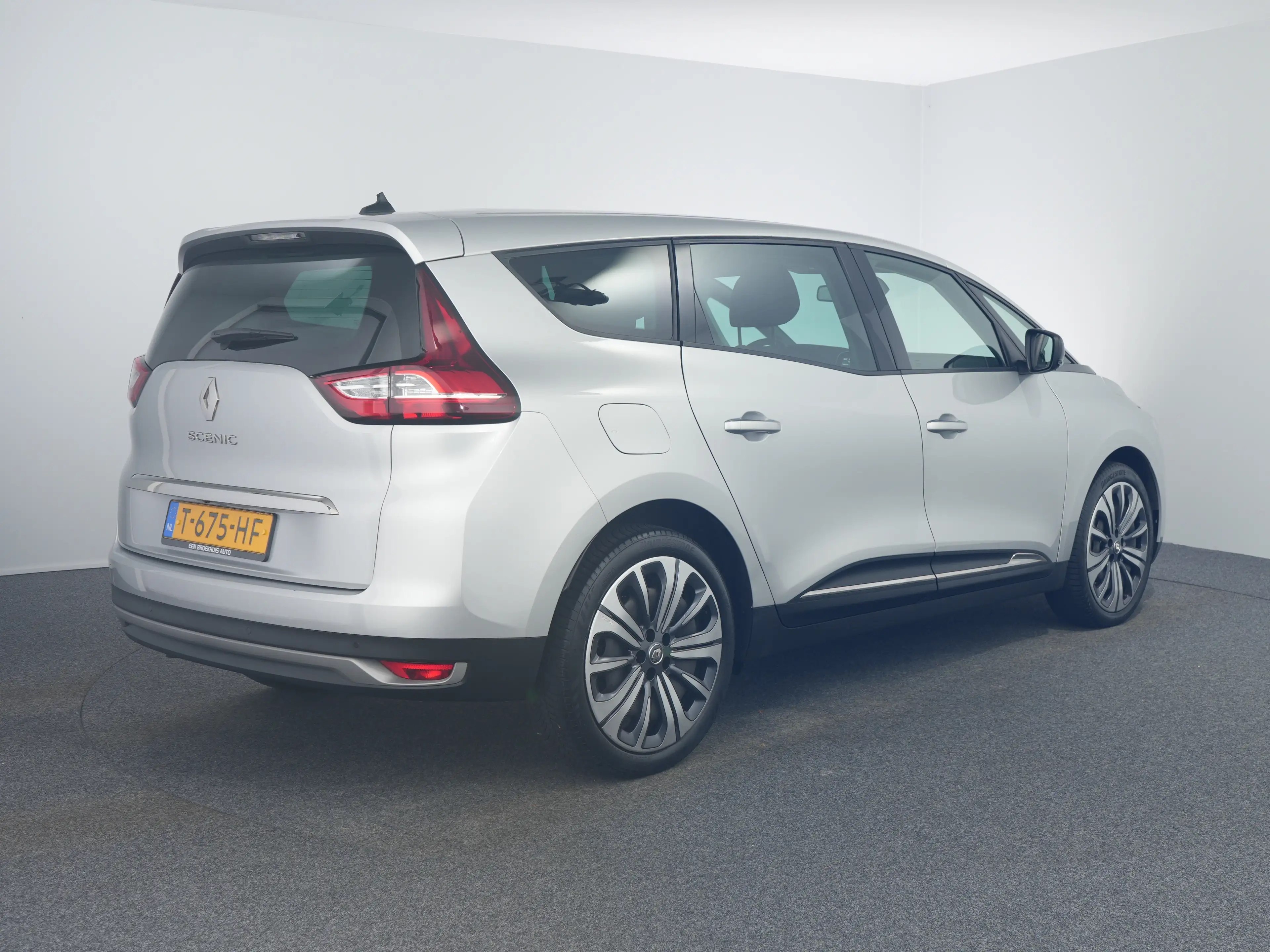Renault Grand Scenic 1.3 TCe Equilibre 7p. Automaat | Achteruitrijcamer — photo 2