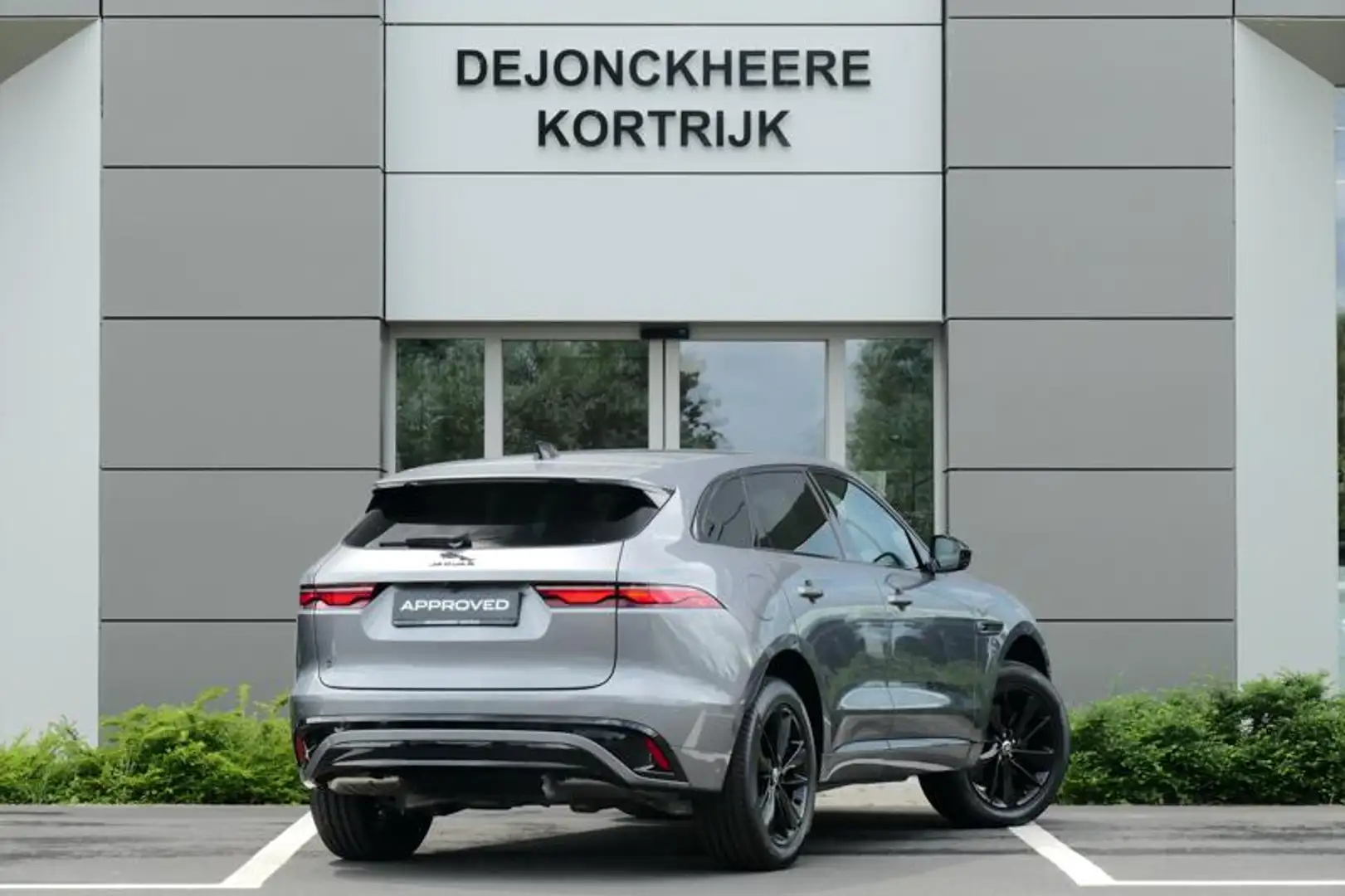 Jaguar F-Pace P400e R-Dynamic S AWD Auto. 24 Gri - 2