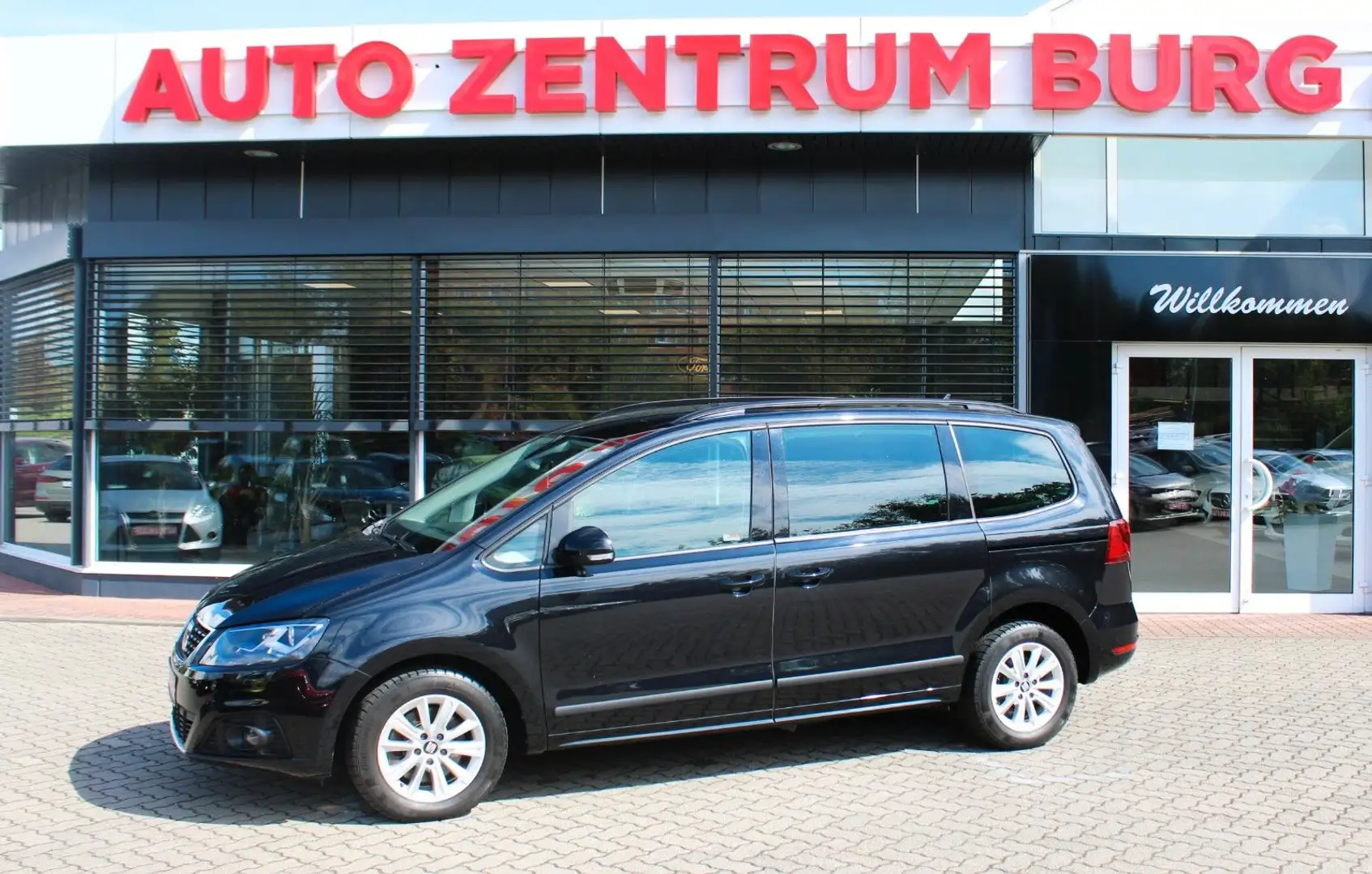 SEAT Alhambra Style DSG 7-Sitze BiXenon Kamera Schwarz - 1