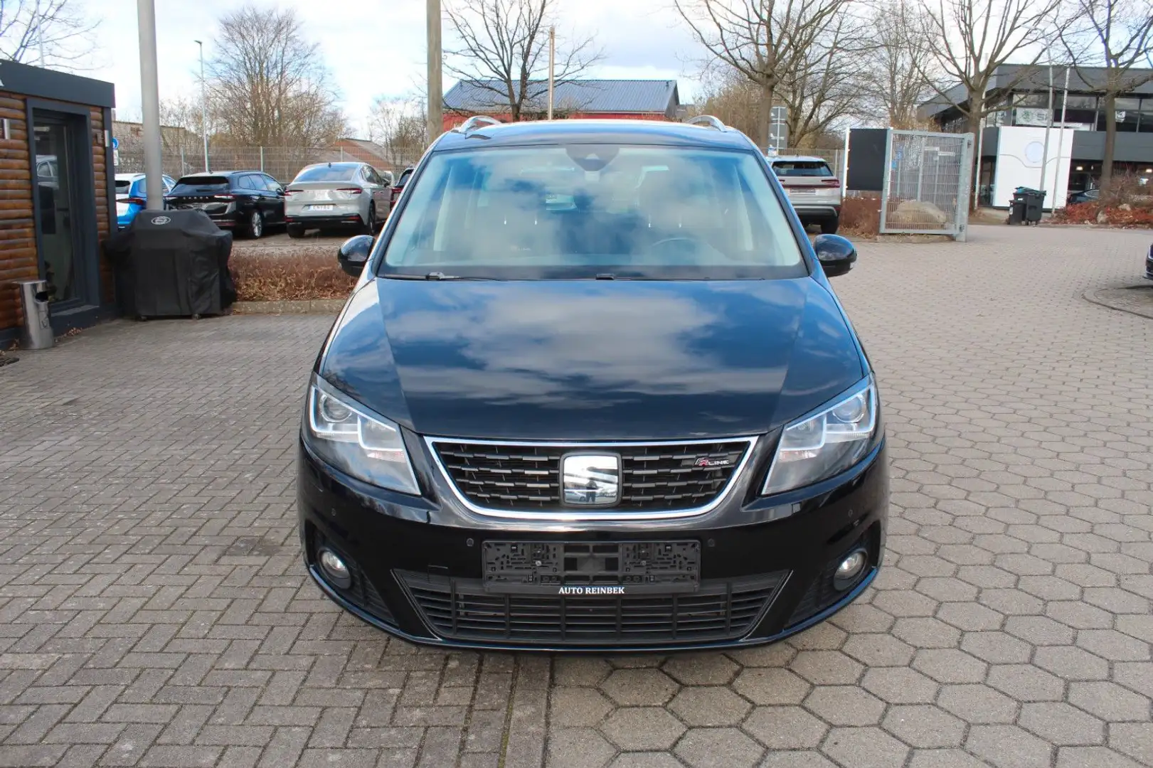 SEAT Alhambra 2.0 TDI Automatik Allrad FR-Line Schwarz - 2