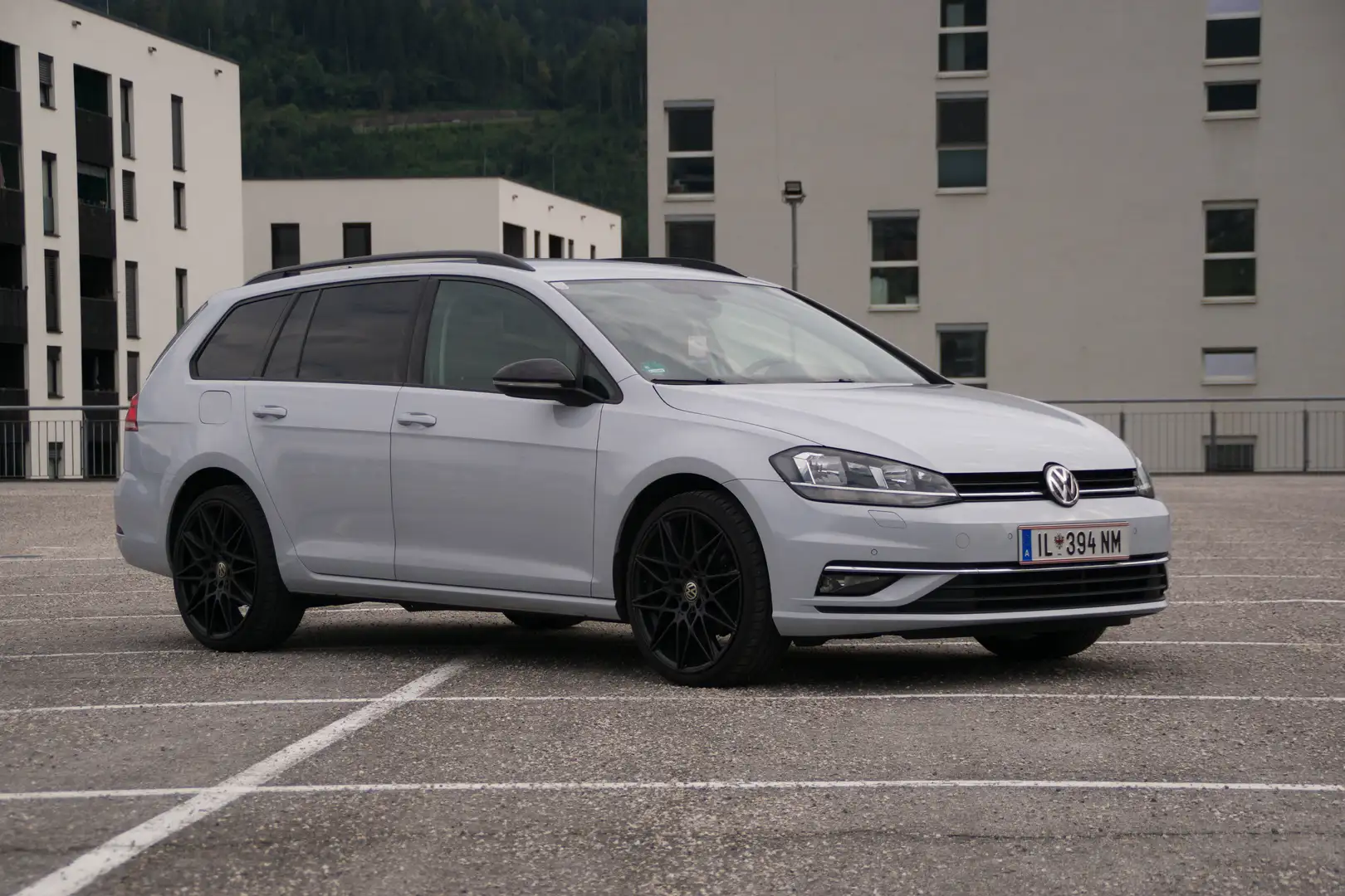Volkswagen Golf Variant Rabbit 1,0 TSI - 2