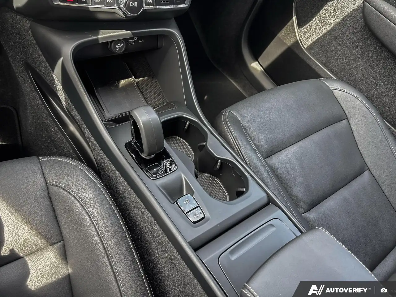 Volvo XC40 снимка Volvo XC40