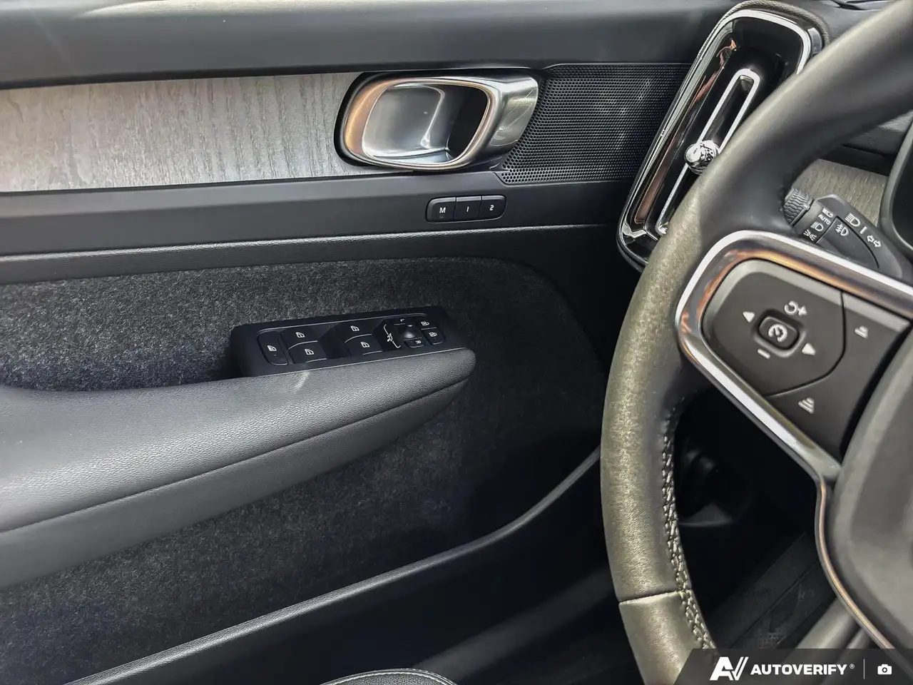 Volvo XC40 снимка Volvo XC40