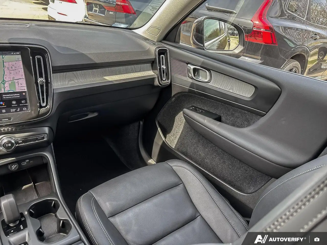 Volvo XC40 снимка Volvo XC40
