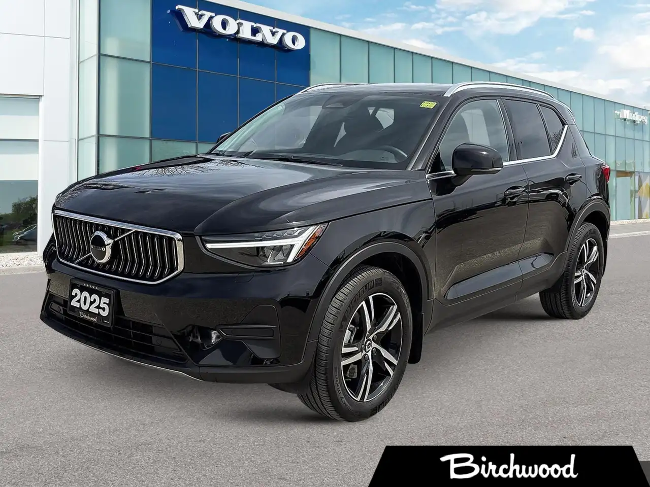 2025 Volvo XC40